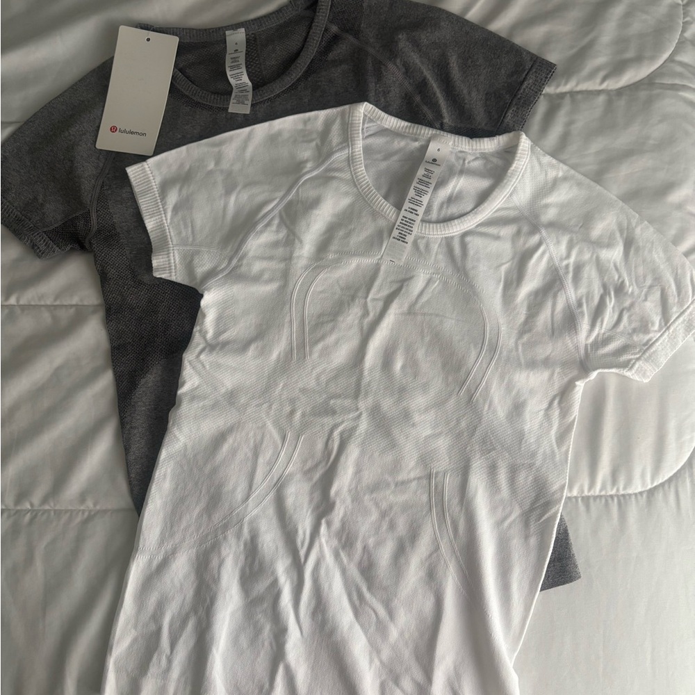 Lululemon Gray and White Swiftly Tech Short-sleeved T-shirts